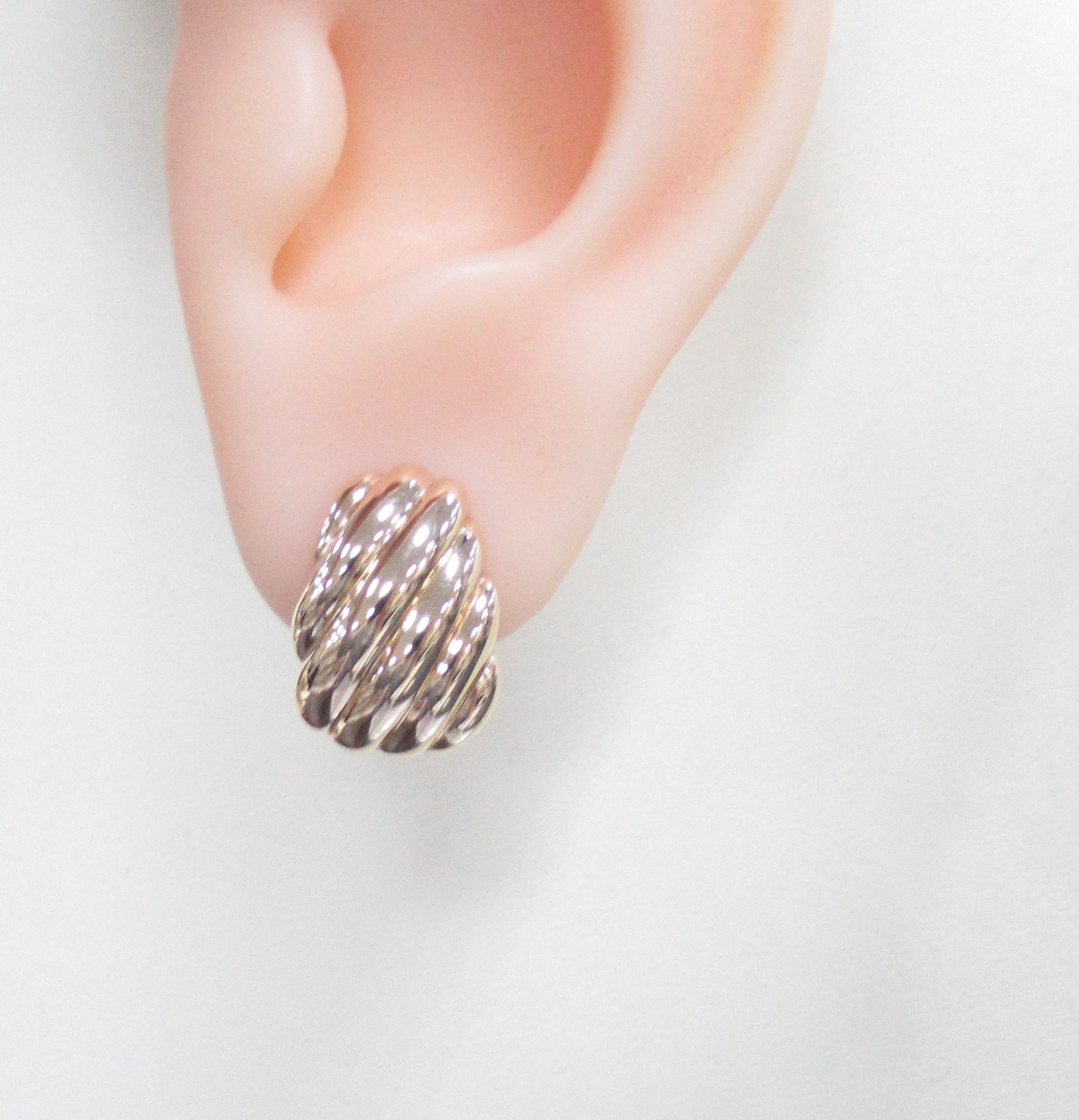Серьги из золота